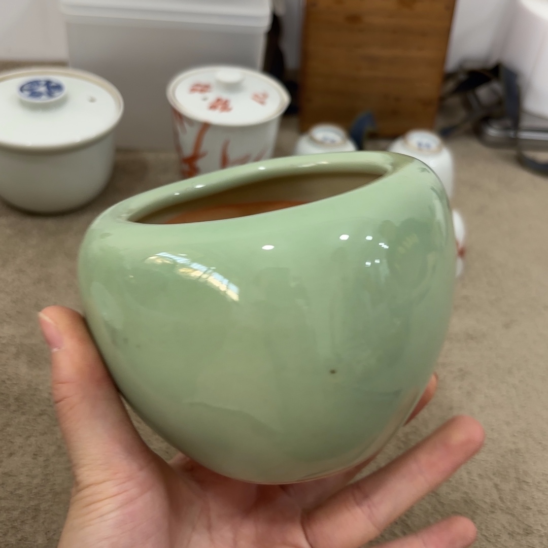 瓷片非常好看漂亮的物品 