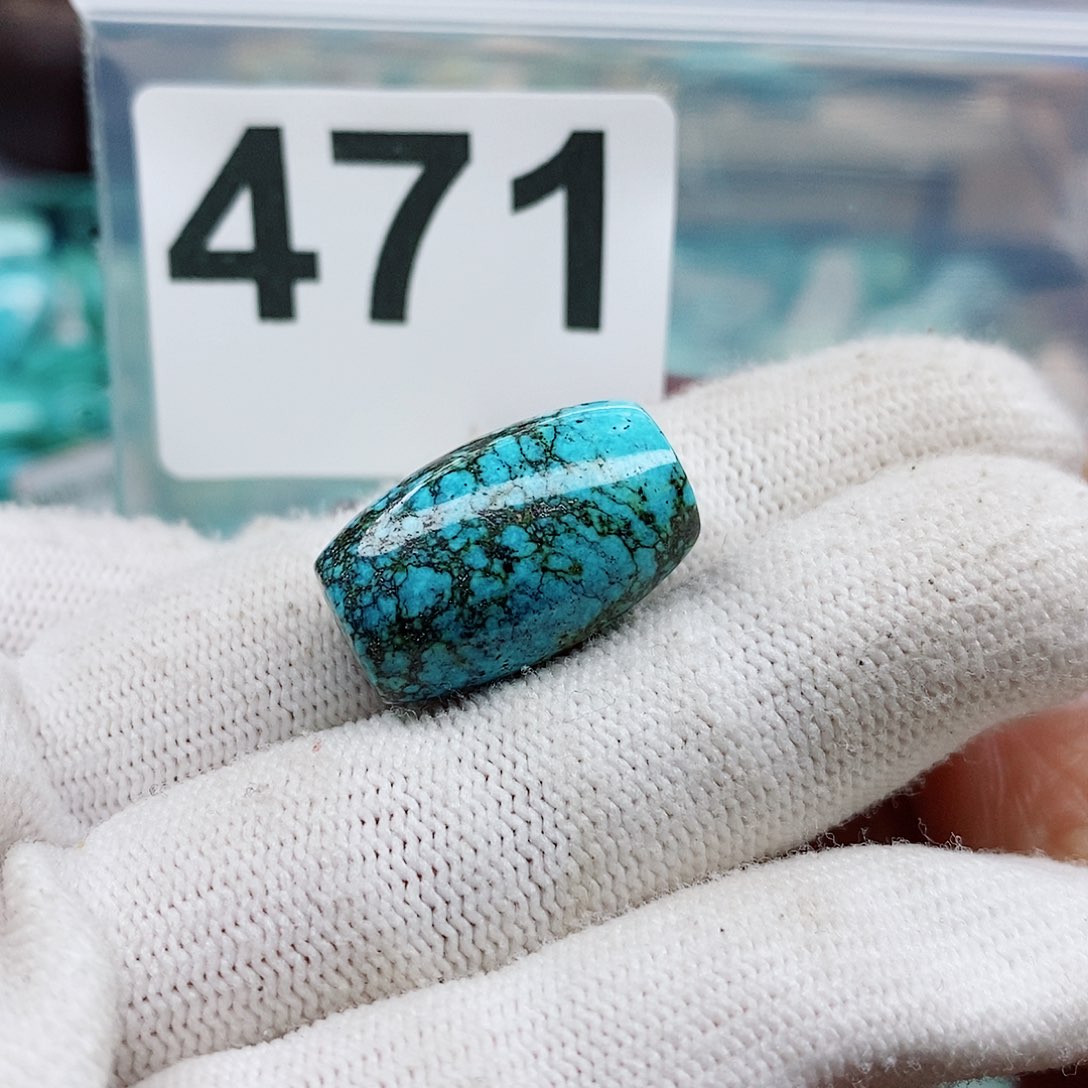 绿松石颈饰未镶嵌