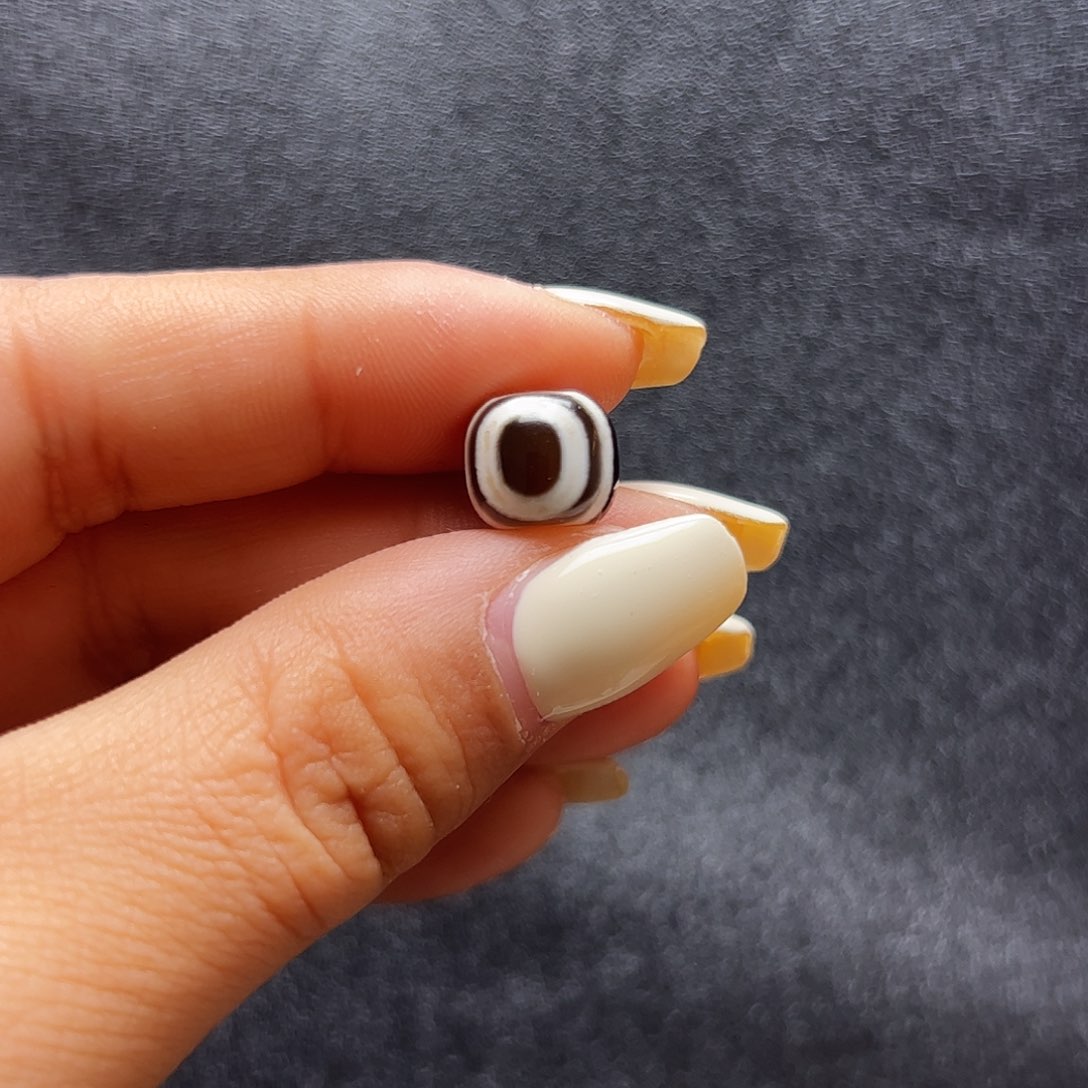 玛瑙/玉髓颈饰未镶嵌?**人