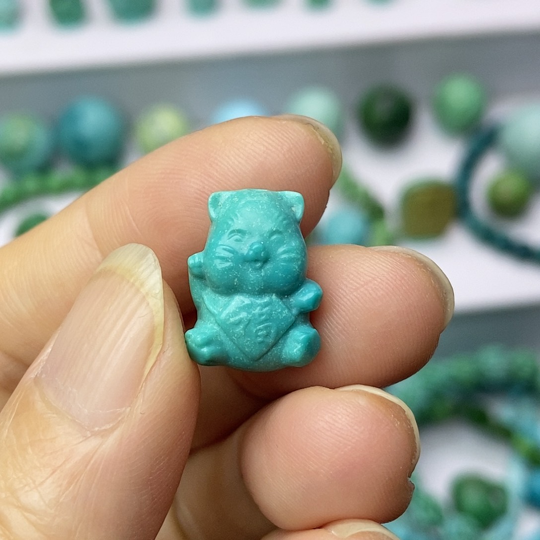 绿松石配饰未镶嵌