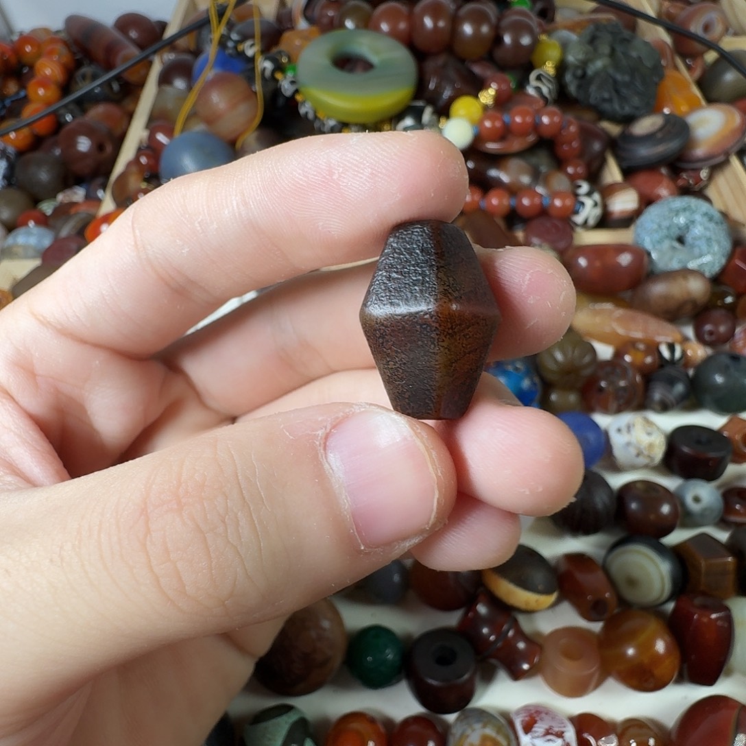 玛瑙/玉髓未镶嵌纯天然玛瑙珠子