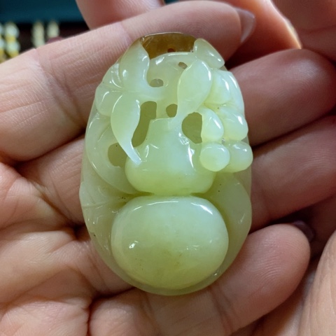 和田玉挂件未镶嵌