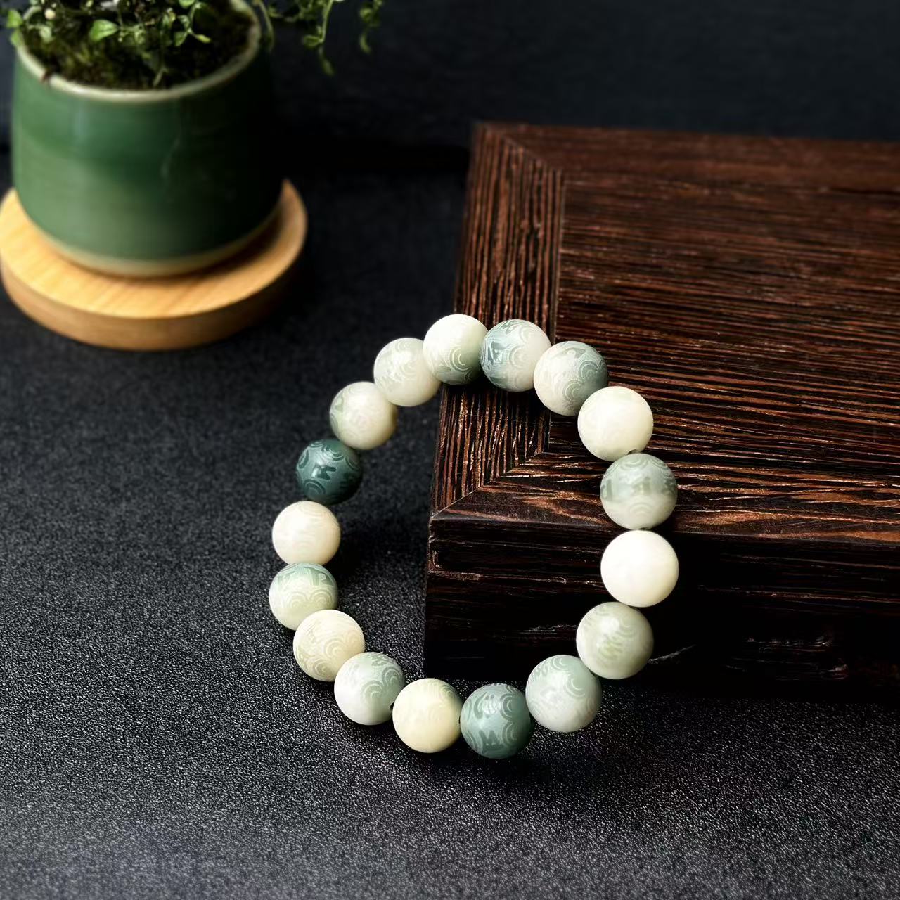 白玉菩提渐变单圈手串520无礼盒