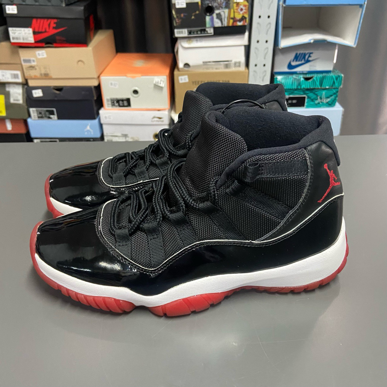 95新 MM6 42码 95新/有原盒 aj11 high 黑红 bred 13114692