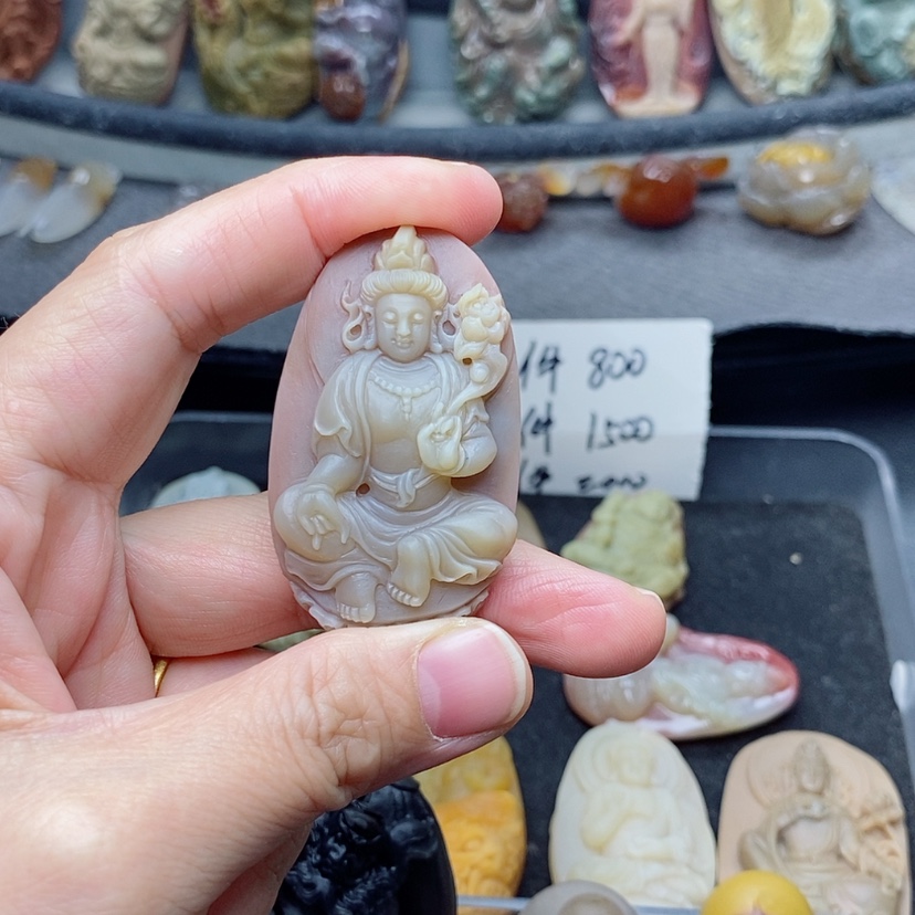 【闪购商品】定制石英质玉吊坠未镶嵌