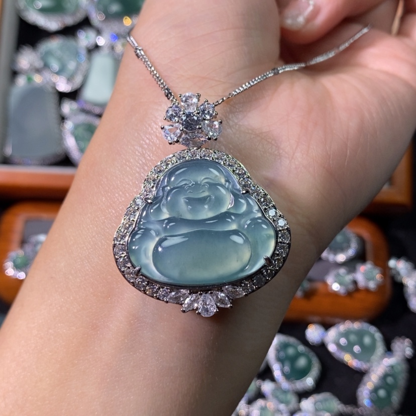 【闪购商品】翡翠颈饰未镶嵌天然