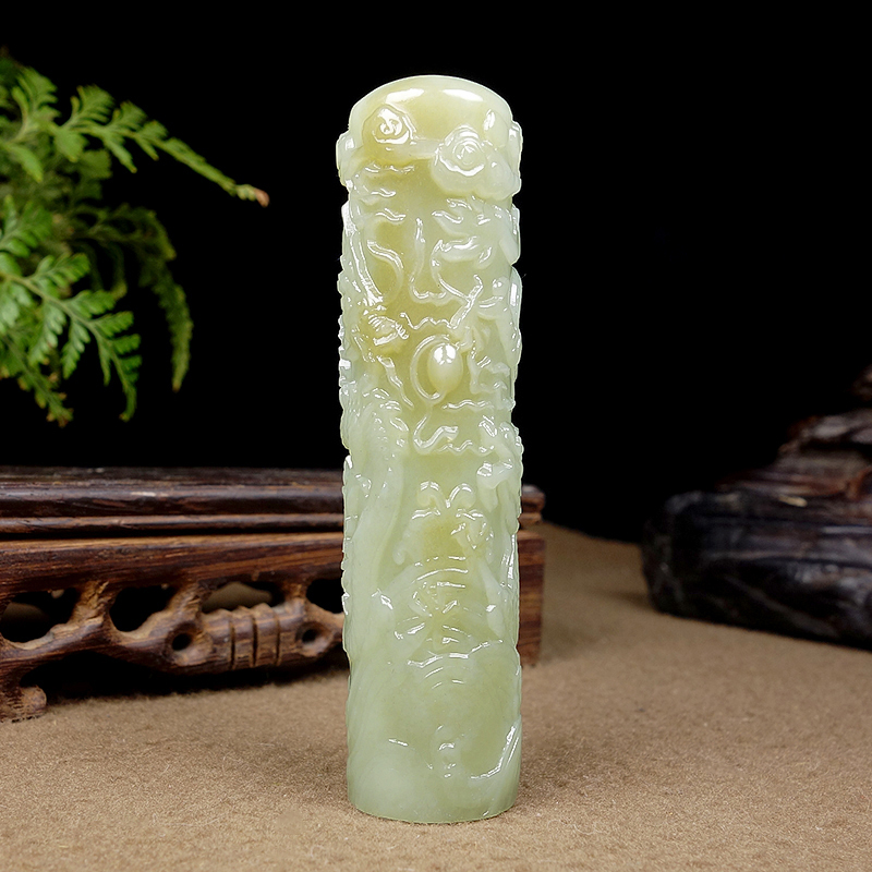 【双龙戏珠】新疆和田玉纯手工生肖龙精美盘龙柱手把件 91.24g