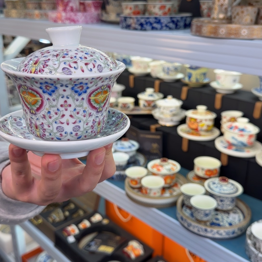 当代艺术名家辞典