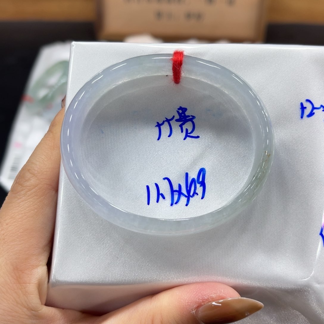 未镶嵌手镯翡翠翡翠