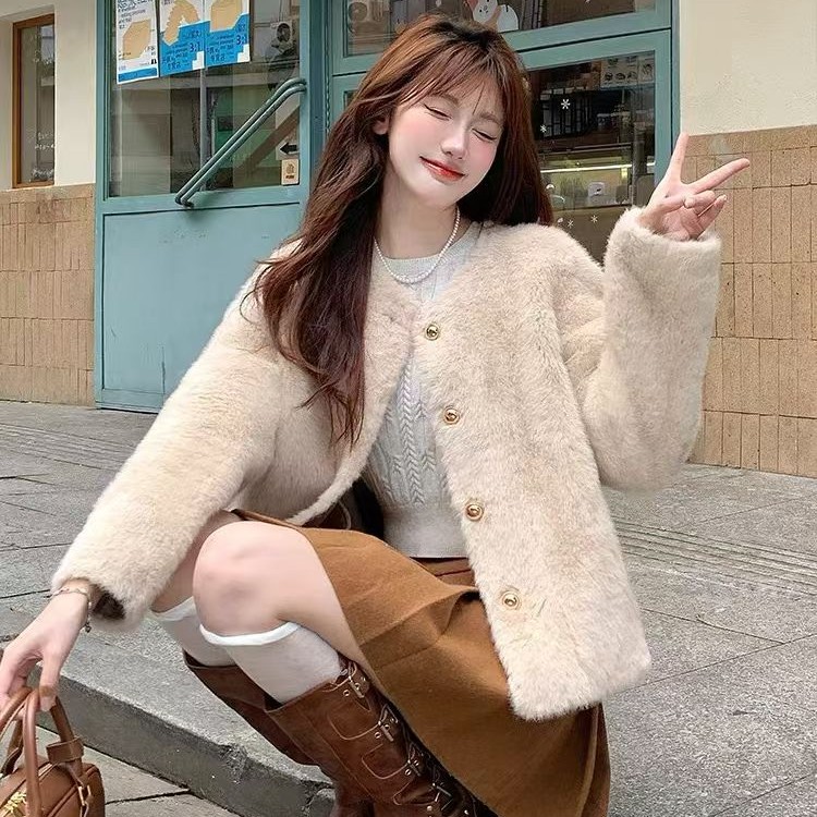 新款时尚百搭显瘦毛毛外套