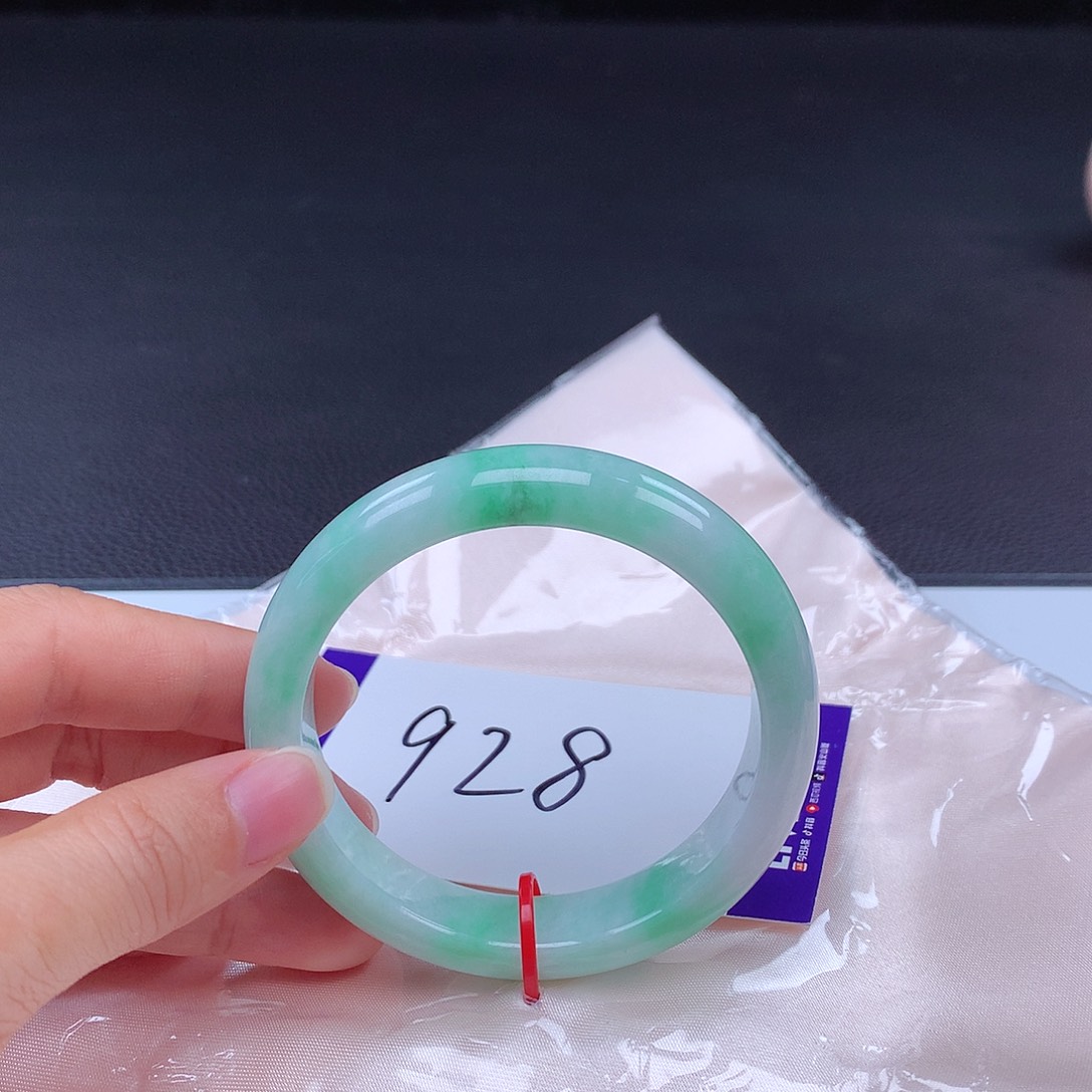 翡翠手镯未镶嵌手镯001216