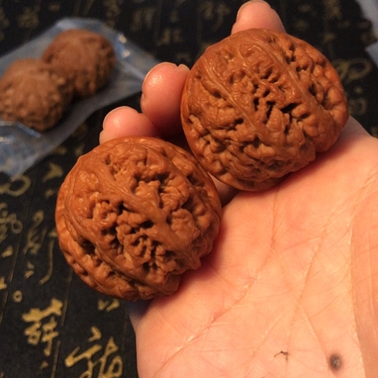 人***戏文玩核桃把件粗筋40mm