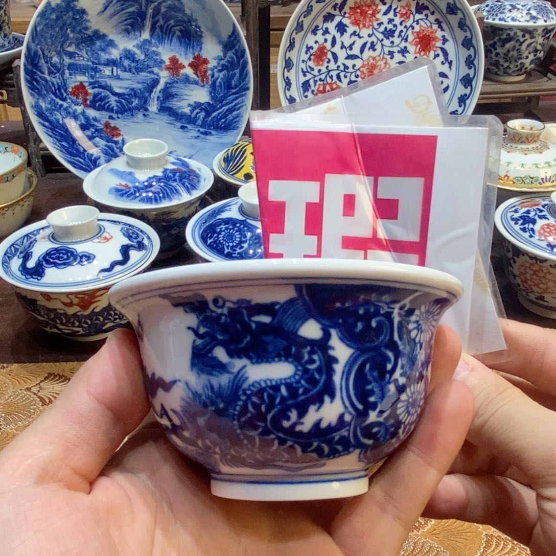 景德镇市和上海浦东新
