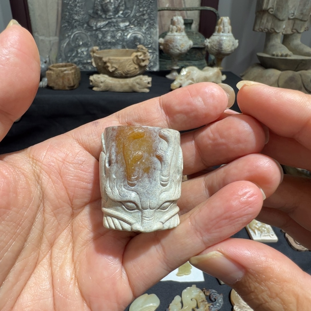 和田玉（糖玉）未镶嵌挂件