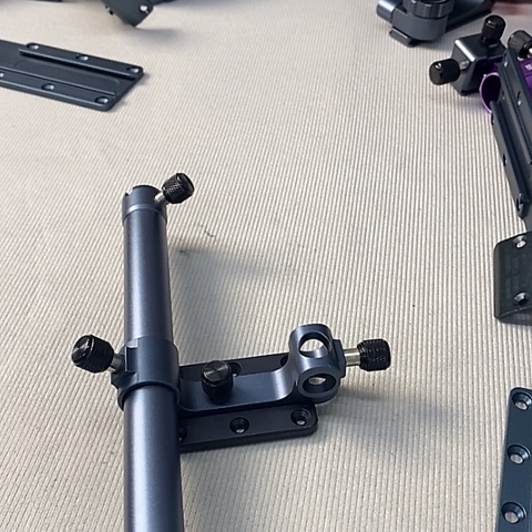 狼途饵料架渔护架平板枪色划痕