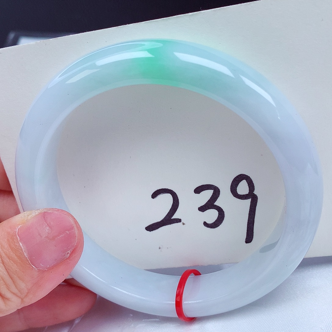 翡翠未镶嵌手镯翡翠