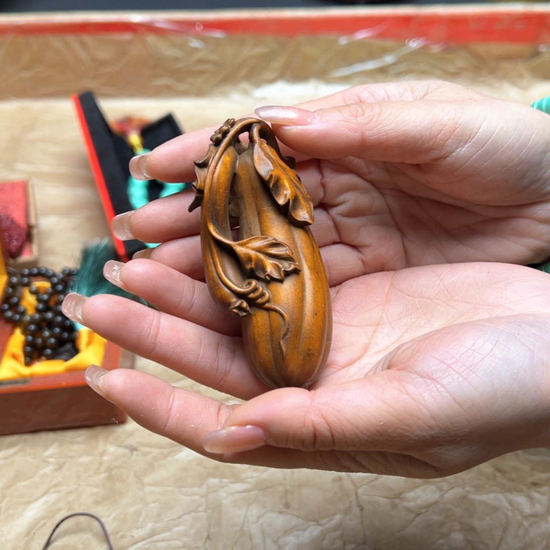 大叶紫檀（黑酸枝木类）