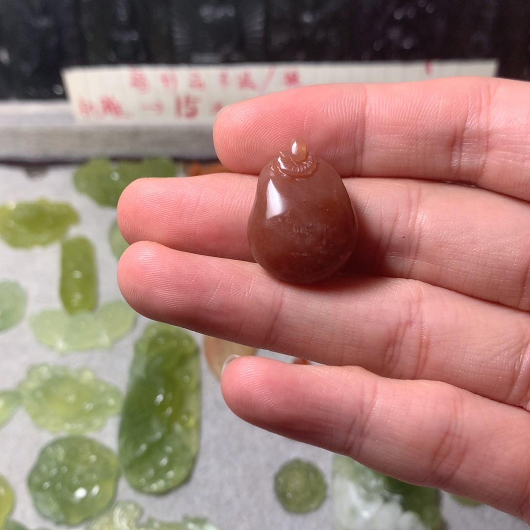 蛇纹石玉合金颈饰