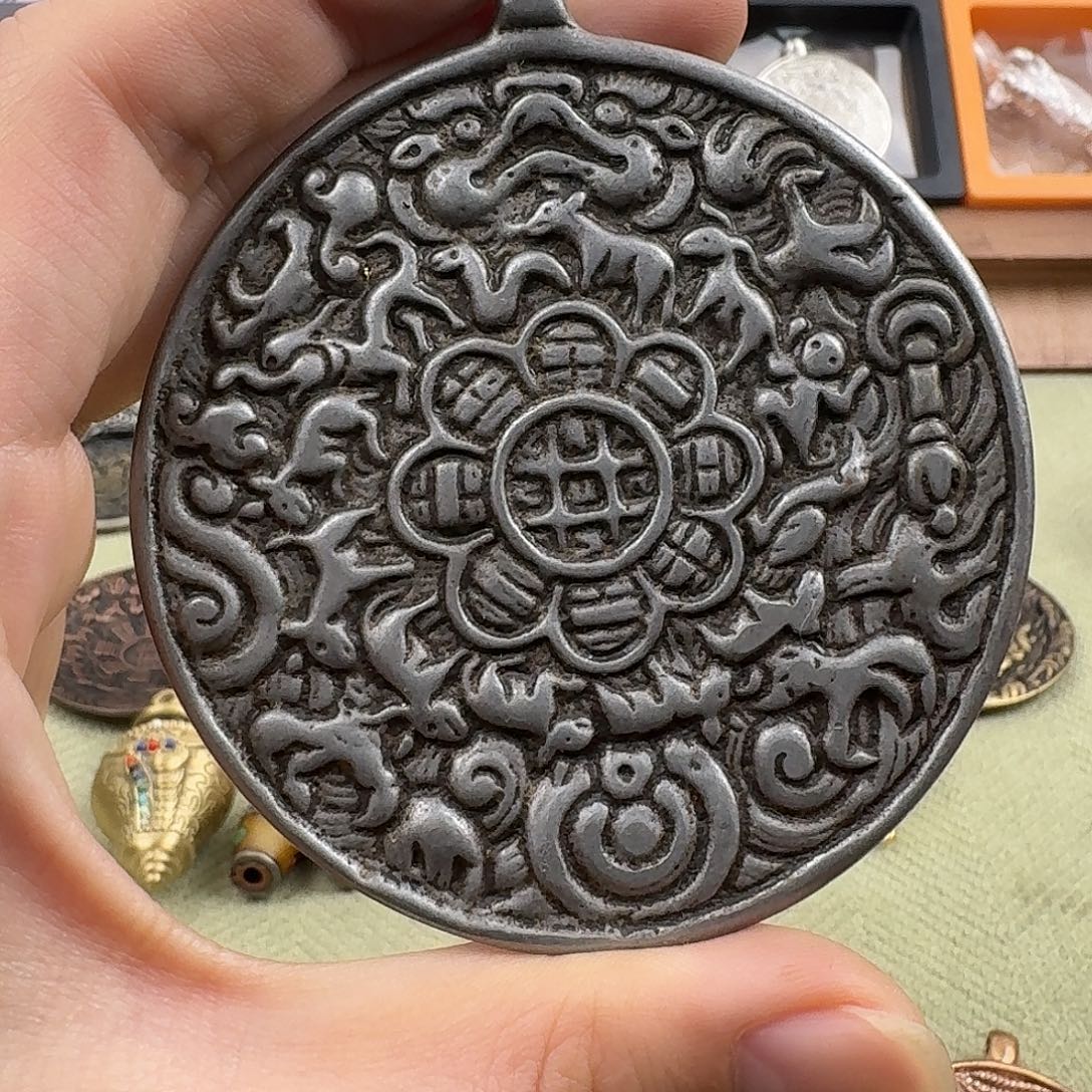 陪***走合金类东西真好看真好看