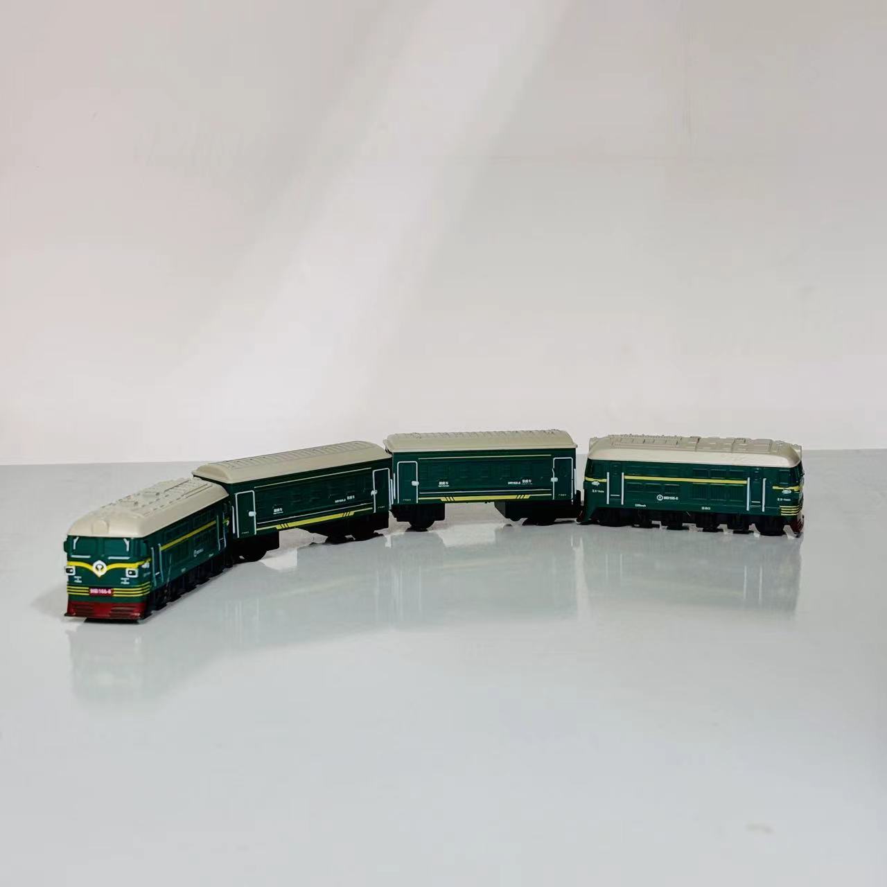 合金绿皮火车四节模型车