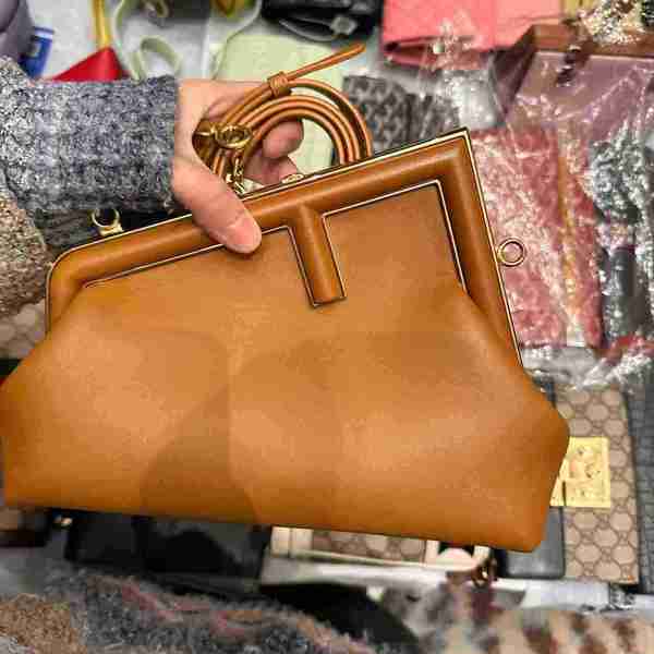 95新  小野专属/95新/芬迪/单肩包/DJ7057