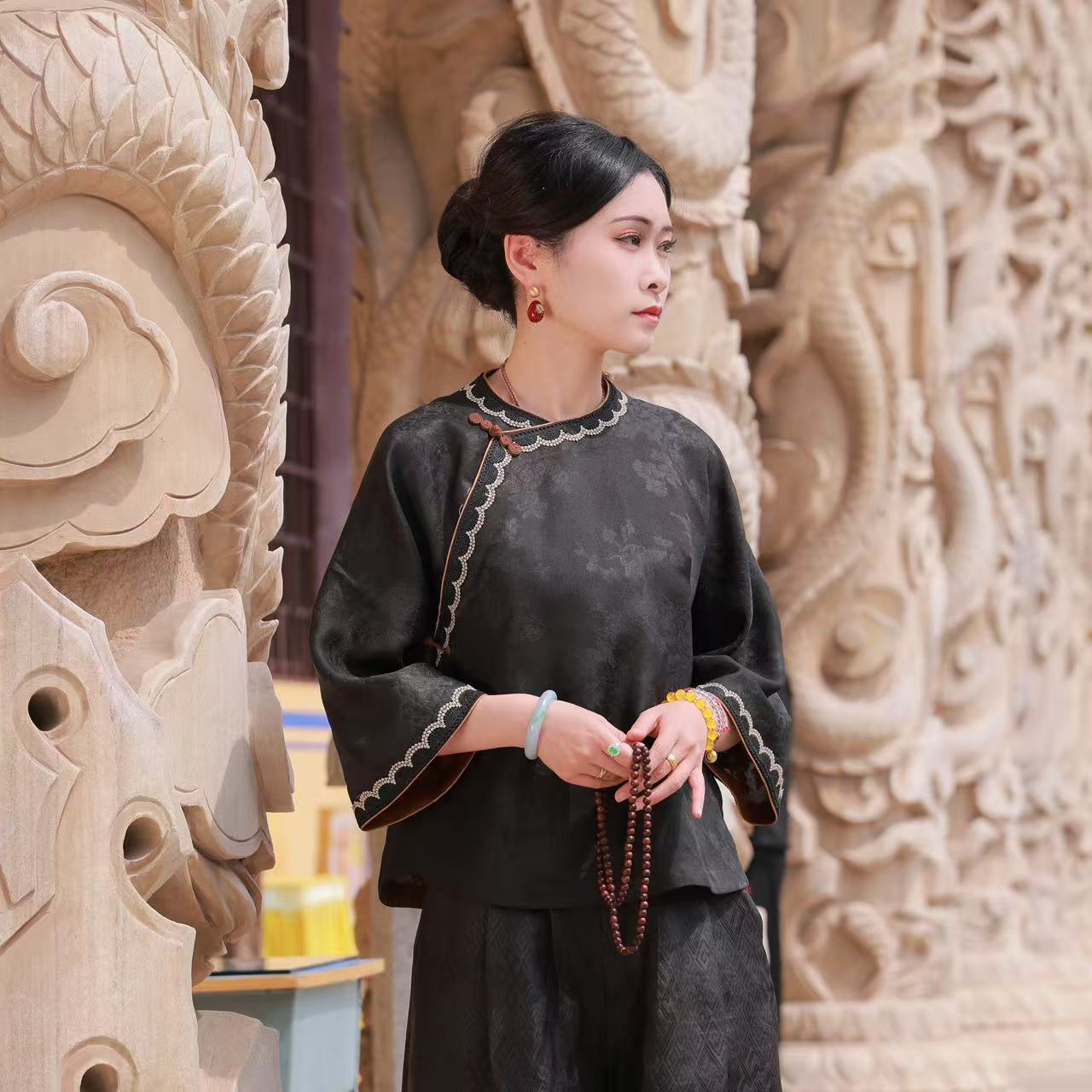 蘇夢【沉香引】香云纱圆领斜襟鹤纹咖色百搭实穿休闲上衣01031575