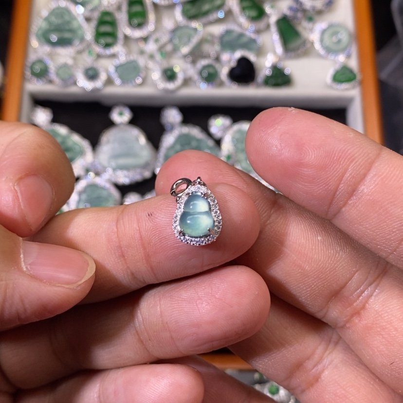 【闪购商品】翡翠颈饰银S925镶嵌天然