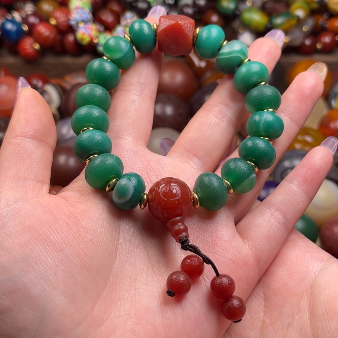 玛瑙/玉髓未镶嵌颈饰