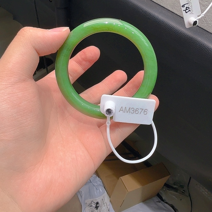 未镶嵌手镯和田玉（碧玉）