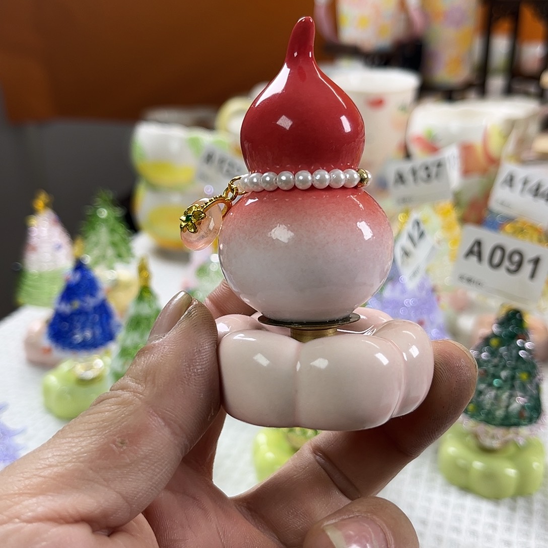 陶景德镇陶瓷底座转转渐变红粉