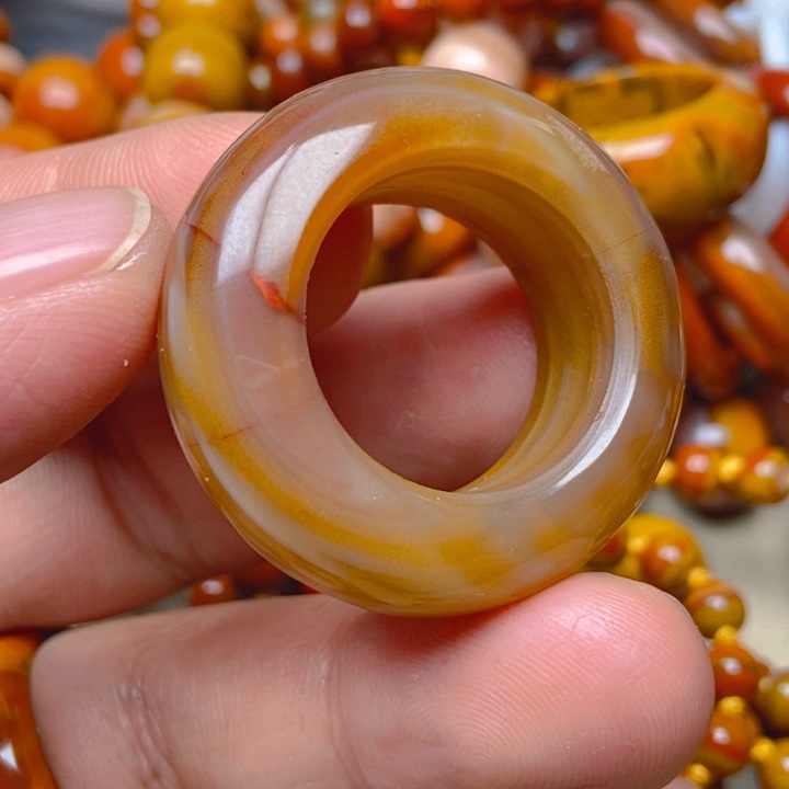 善***果玛瑙/玉髓未镶嵌戒圈