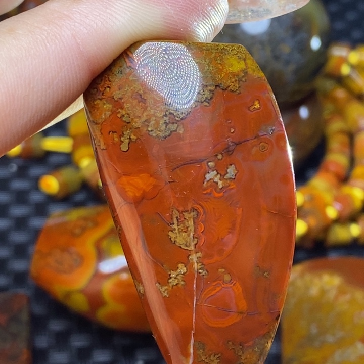 玛瑙/玉髓颈饰未镶嵌