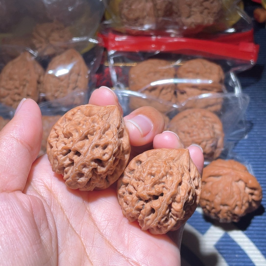 文玩核桃吊坠太行龙纹34