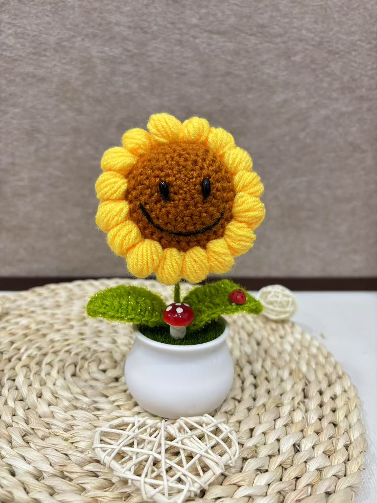成品教师节礼物向日葵盆栽手工仿真花毛线编织钩织笑脸太阳花