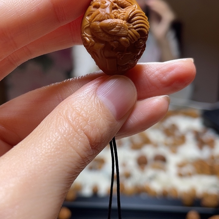 吊坠橄榄核橄榄 鸡