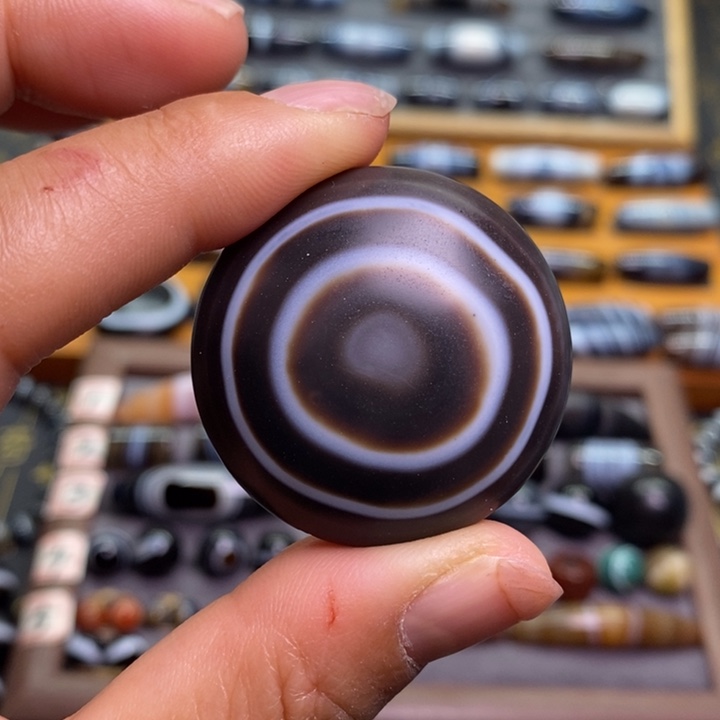 未镶嵌玛瑙/玉髓珠宝半成品＜****间