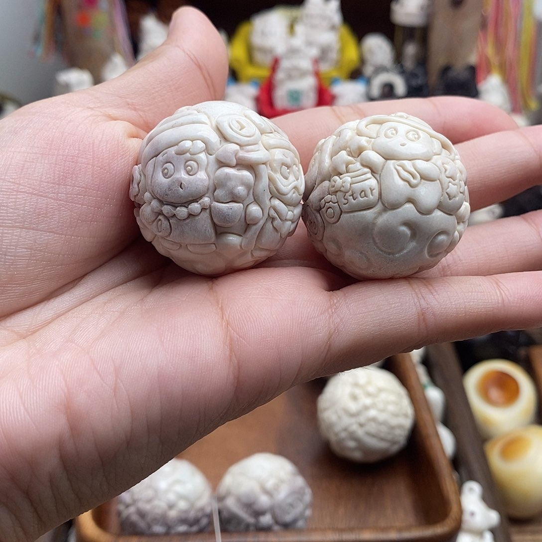 鹿骨把件c9星星人手球32尺寸