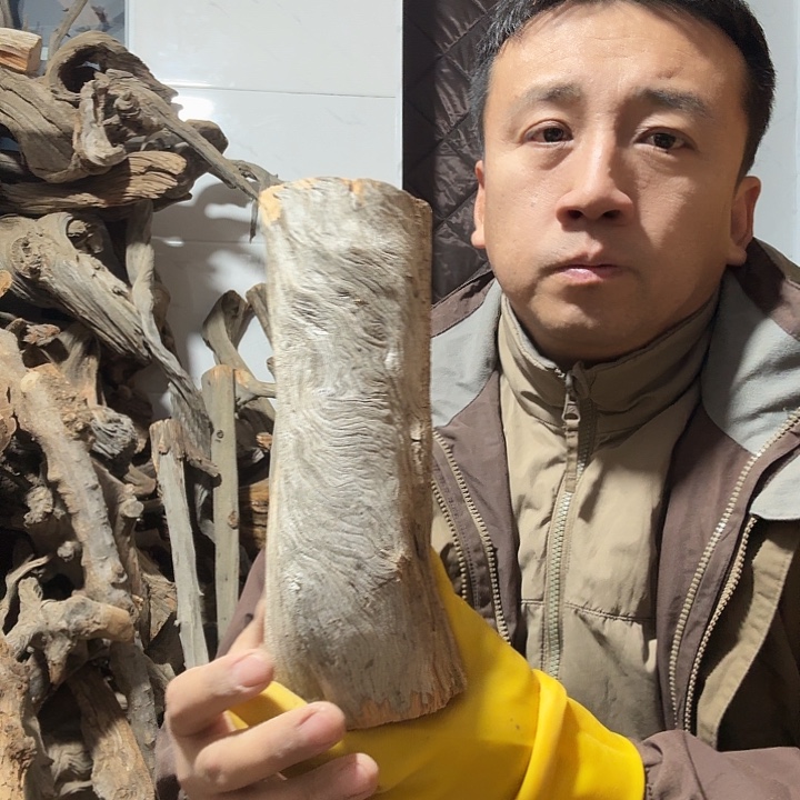 现***王柏木崖柏毛料的加工