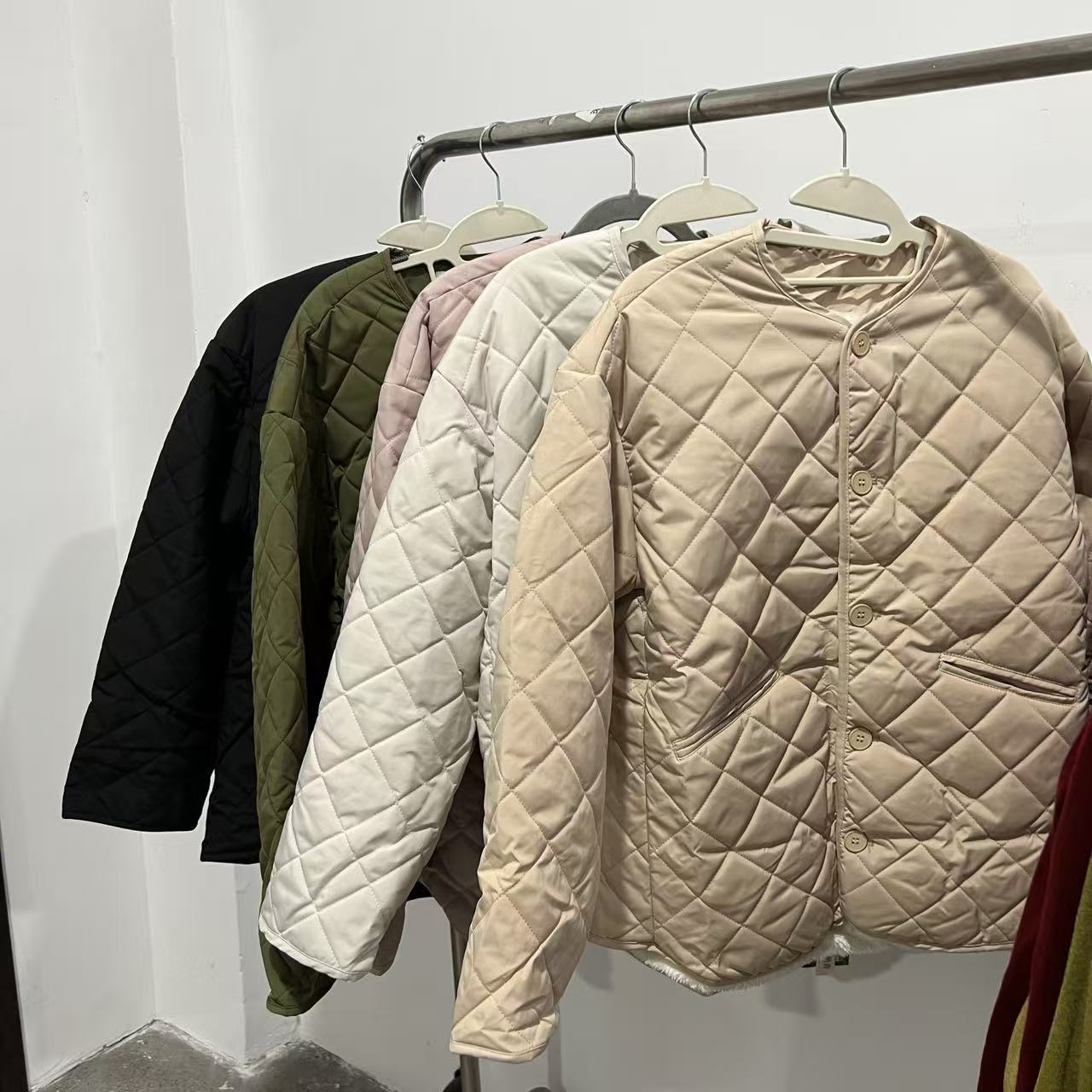 D424WT011解压奶奶棉服棉衣秋冬季加绒加厚时尚纯色外套