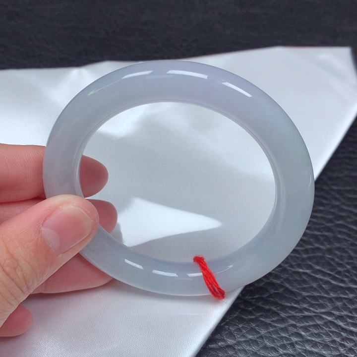 翡翠手镯（圆镯）未镶嵌