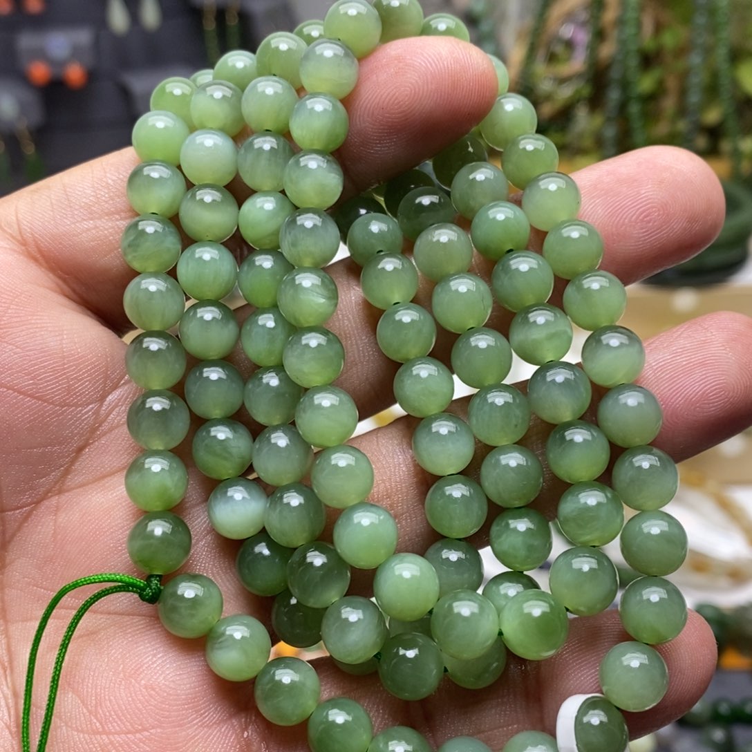 和田玉（碧玉）颈饰未镶嵌76