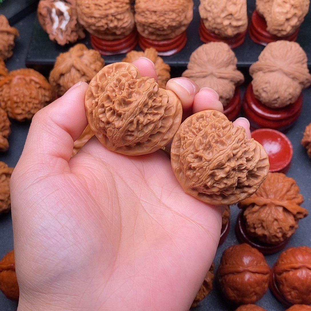 《***》把件文玩核桃宫灯