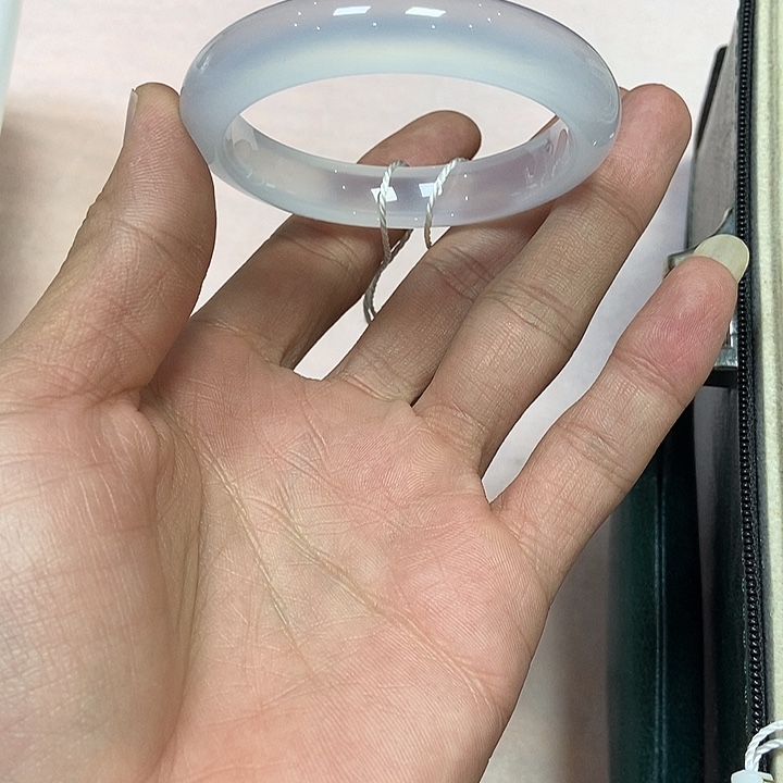 玛瑙/玉髓手镯未镶嵌园***宝712