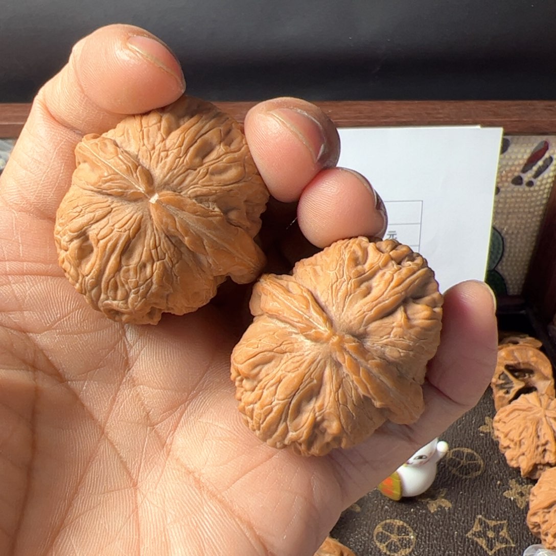 *****吊坠文玩核桃元宝42