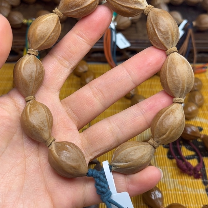 橄榄核手串/手链梅林铁核1.9*2.8