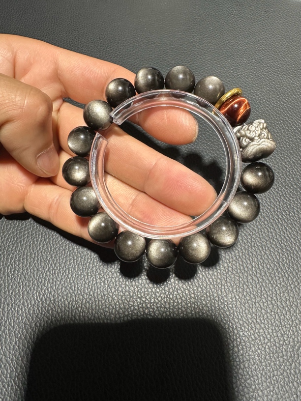 天然银曜石醒狮红虎手串鸿运当头男士女士时尚精美情侣款送人礼物