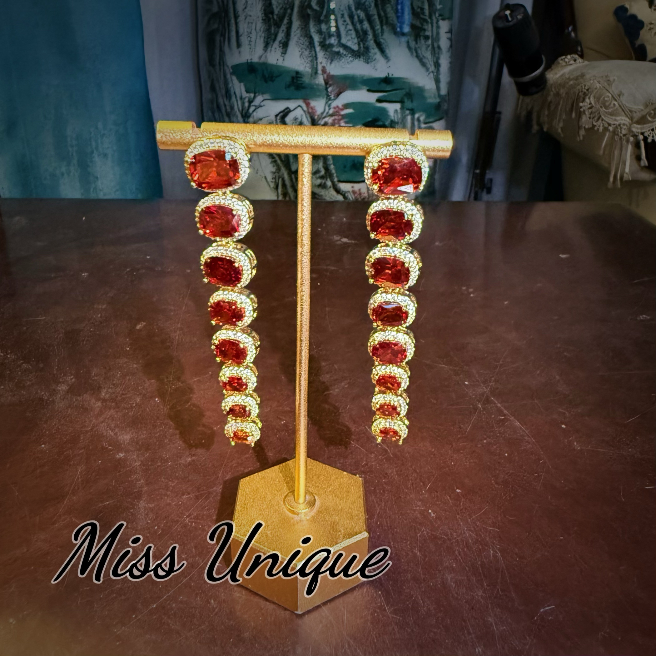  B1339八个红色方糖流苏耳环