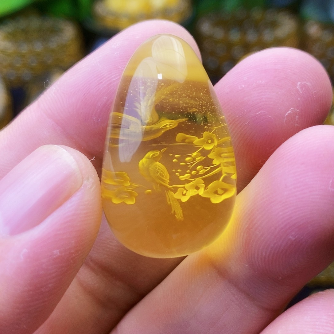 【闪购商品】金珀吊坠(不含链)未镶嵌