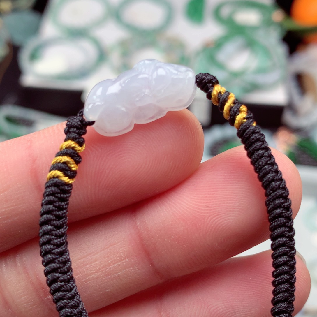 翡翠颈饰未镶嵌翡翠吊坠