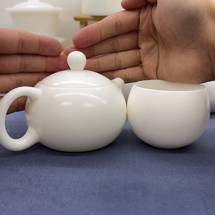 德化冰种玉瓷西施壶